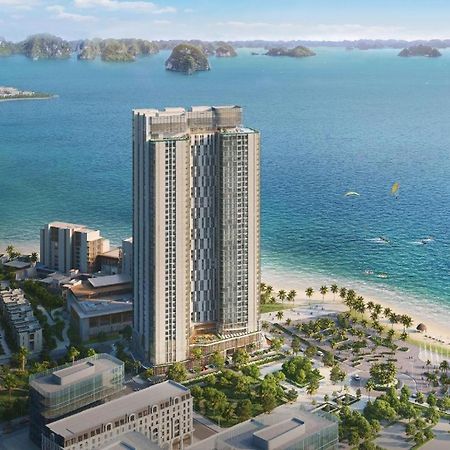 A La Carte Ha Long Bay Hotel Esterno foto